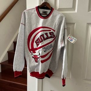Vintage ! New! Chicago Bull Sweatshirt size Large